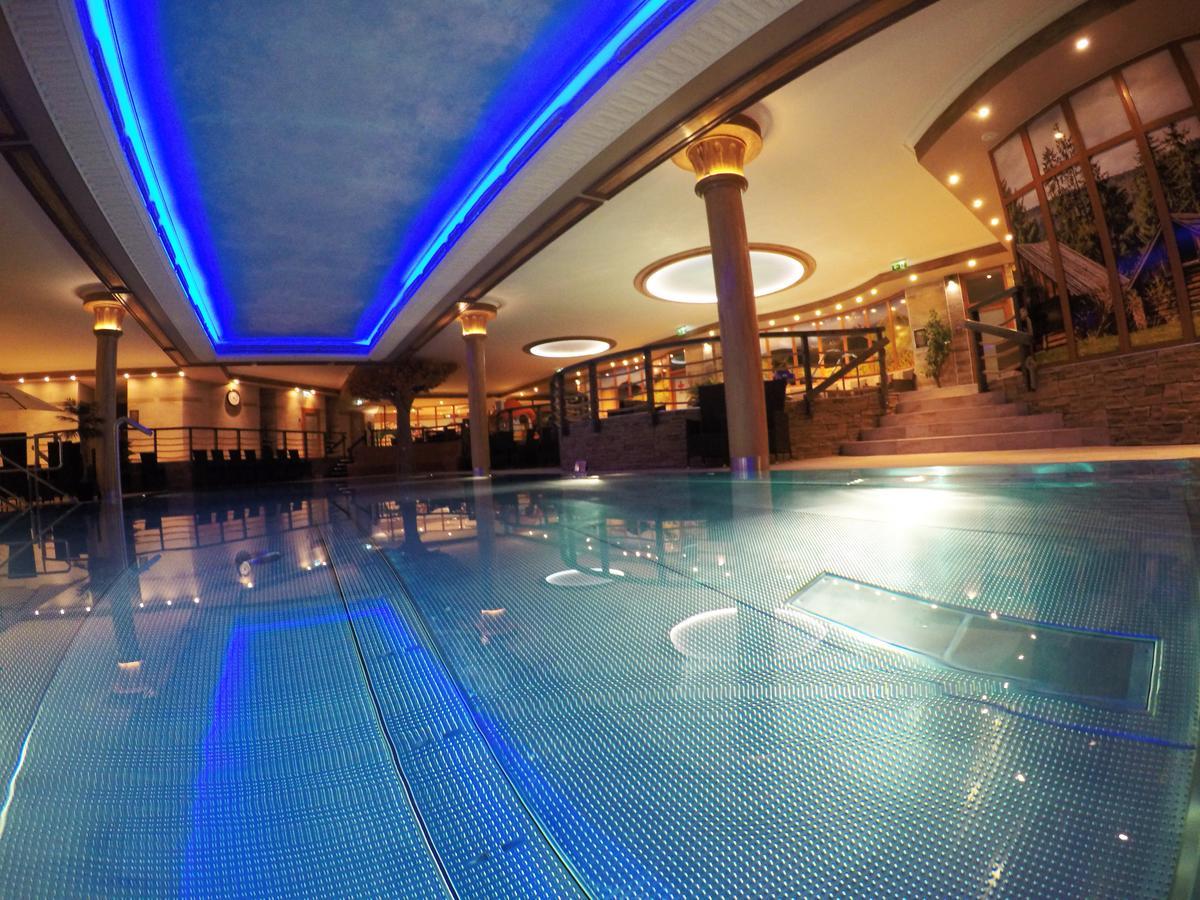 Aqua Sport*** Hotel Puchov Exterior photo